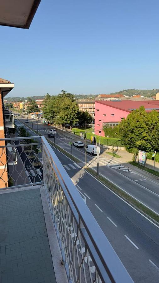 Ca Rosas - Appartamento Alba Alba  Exteriör bild